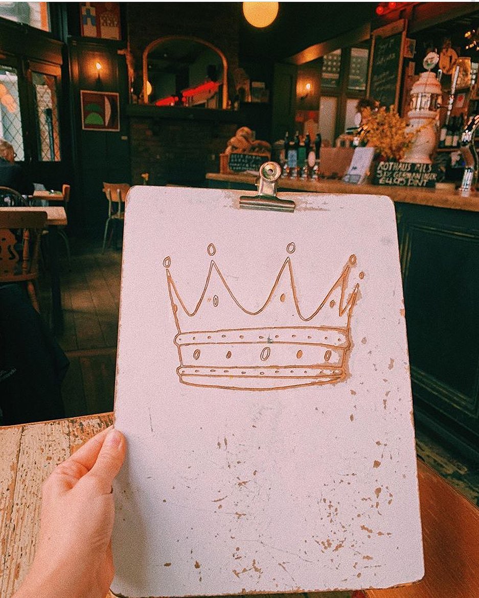 Nina Cosford Illustration - the crown pub hastings